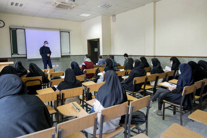 ضرورت تجمیع امکانات شهرداری و آموزش و پرورش برای استفاده در بخش آموزش