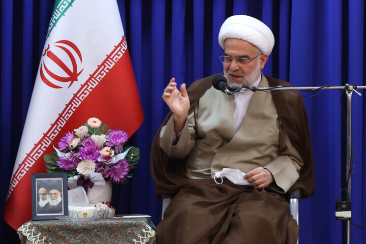 روحیه همکاری و تعاون کشور را از بحران موجهای کرونا نجات داد