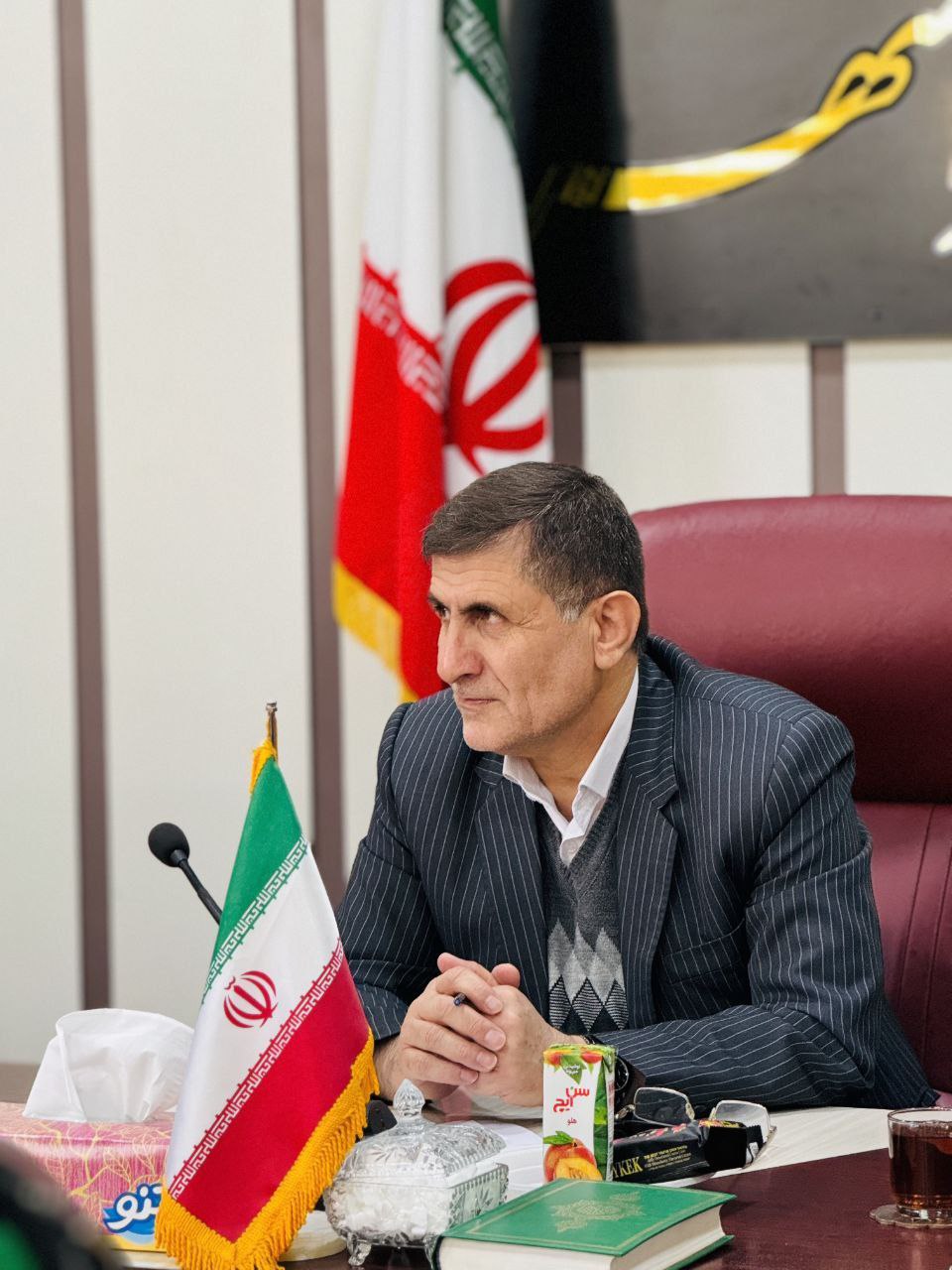 برگزاری نشست فرماندار پیرانشهر باجامعه ایثارگری شهرستان