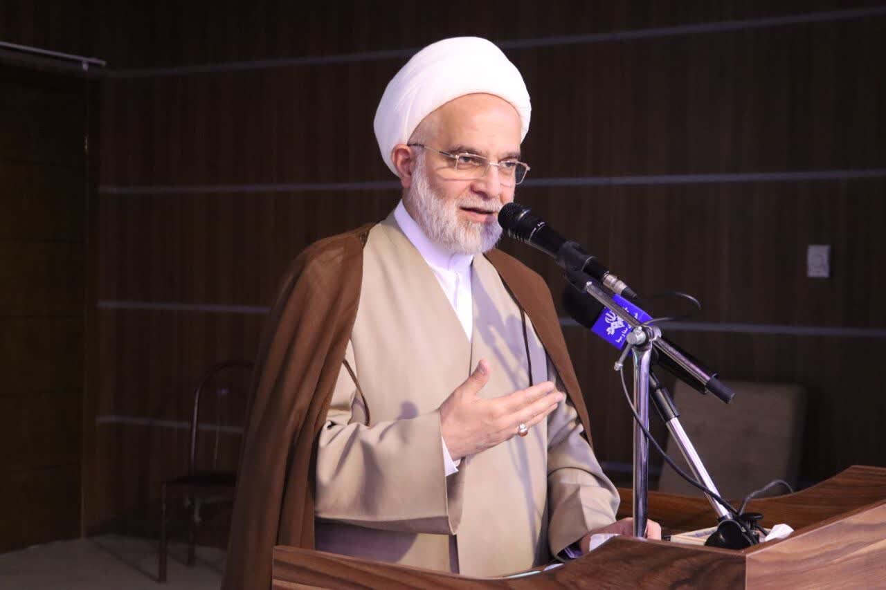 تداوم داشتن عمل خیر در جامعه برکت‌آور است