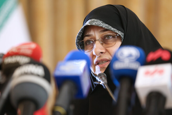 خزعلی: فرزندم هرگز قصد مهاجرت نداشته است