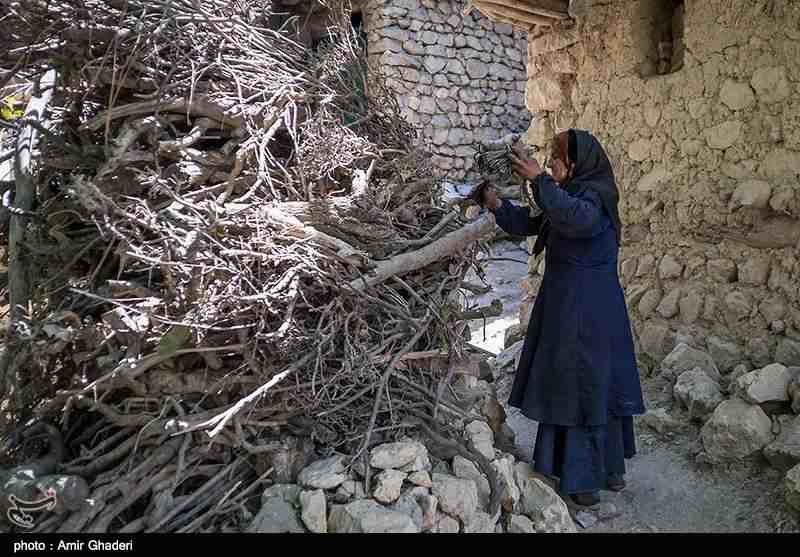 روستایی در تهران که مردمش دنبال کوپن نفت می‌گردند