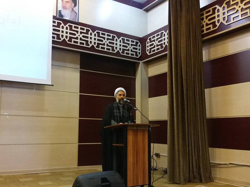همسران مبلغان نقش مهمی در ترویج آموزه‌های دینی بر عهده دارند