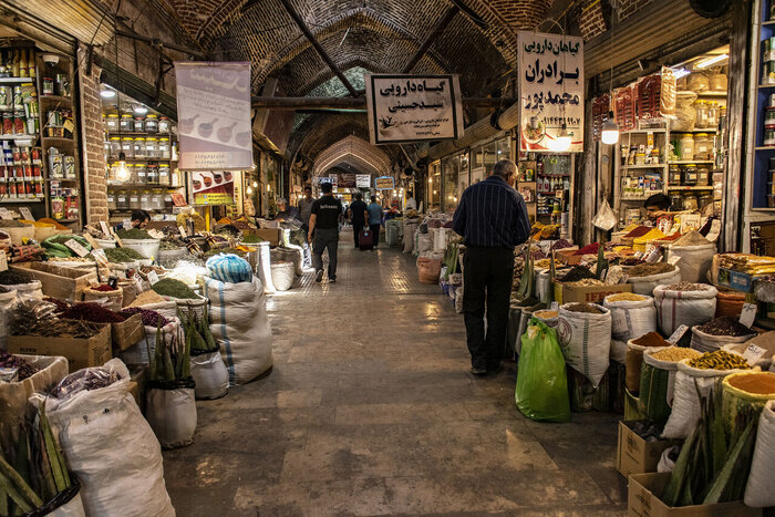 بیش از ۸۱۹ میلیون ریال کالای قاچاق در بازار کردستان کشف شد