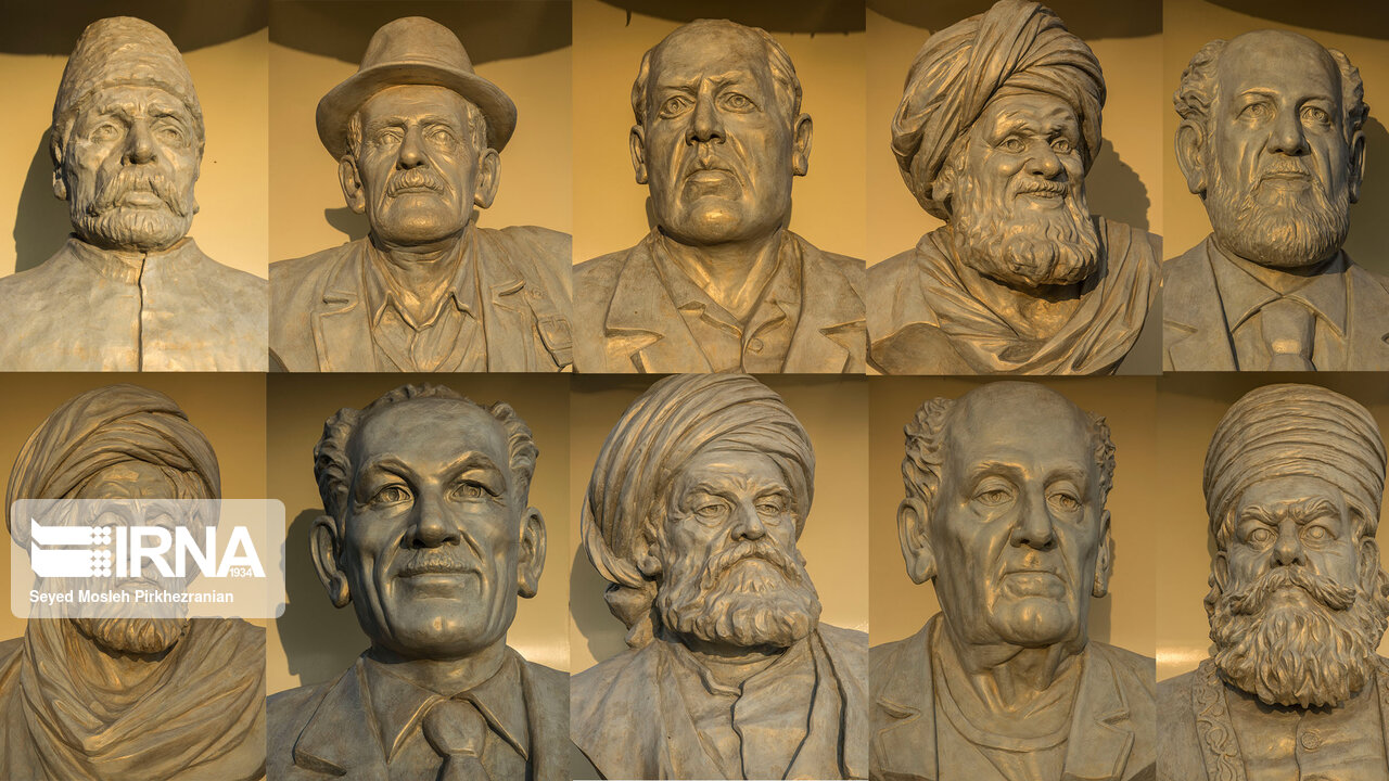 سردیس نصب شده مشاهیر برجسته کُرد در آبیدر
