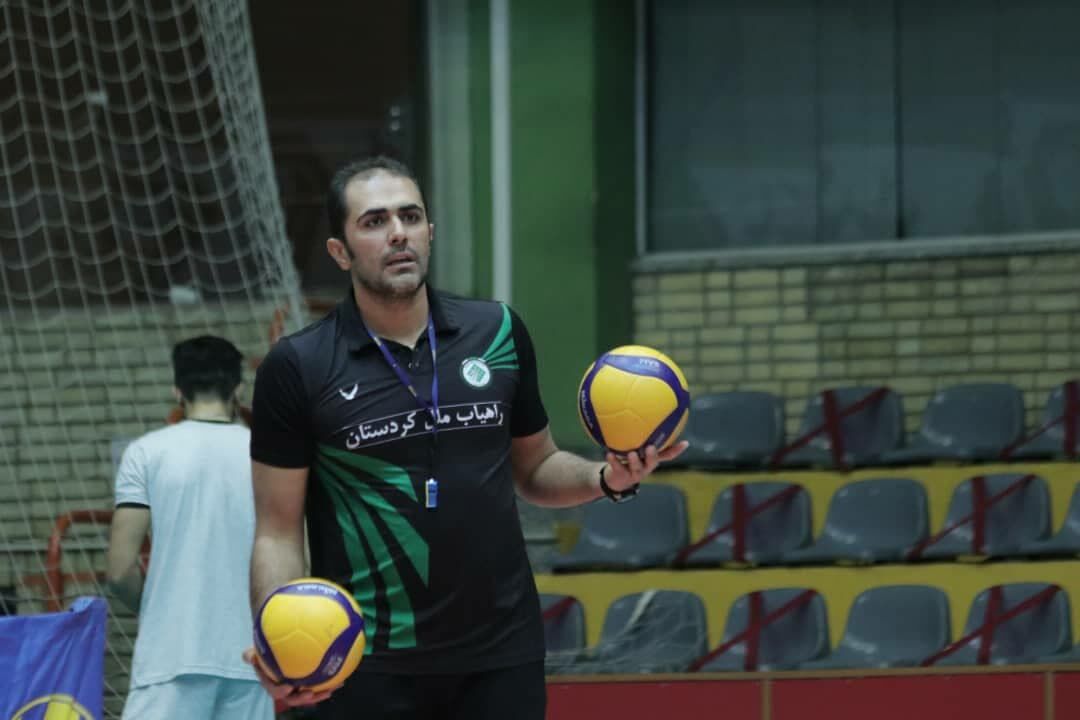 سرمربی راه‌یاب ملل: گرفتن یک امتیاز از قهرمان نیم‌فصل راپیشرفت می‌دانم