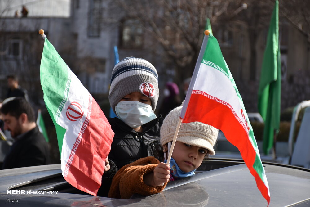 تجدید میثاق کردستانی ها با آرمان های انقلاب اسلامی