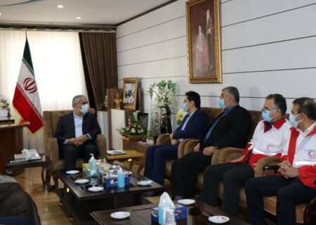 استاندار کردستان: خدمات مرزی هلال احمر در بحث کرونا قابل تقدیر است