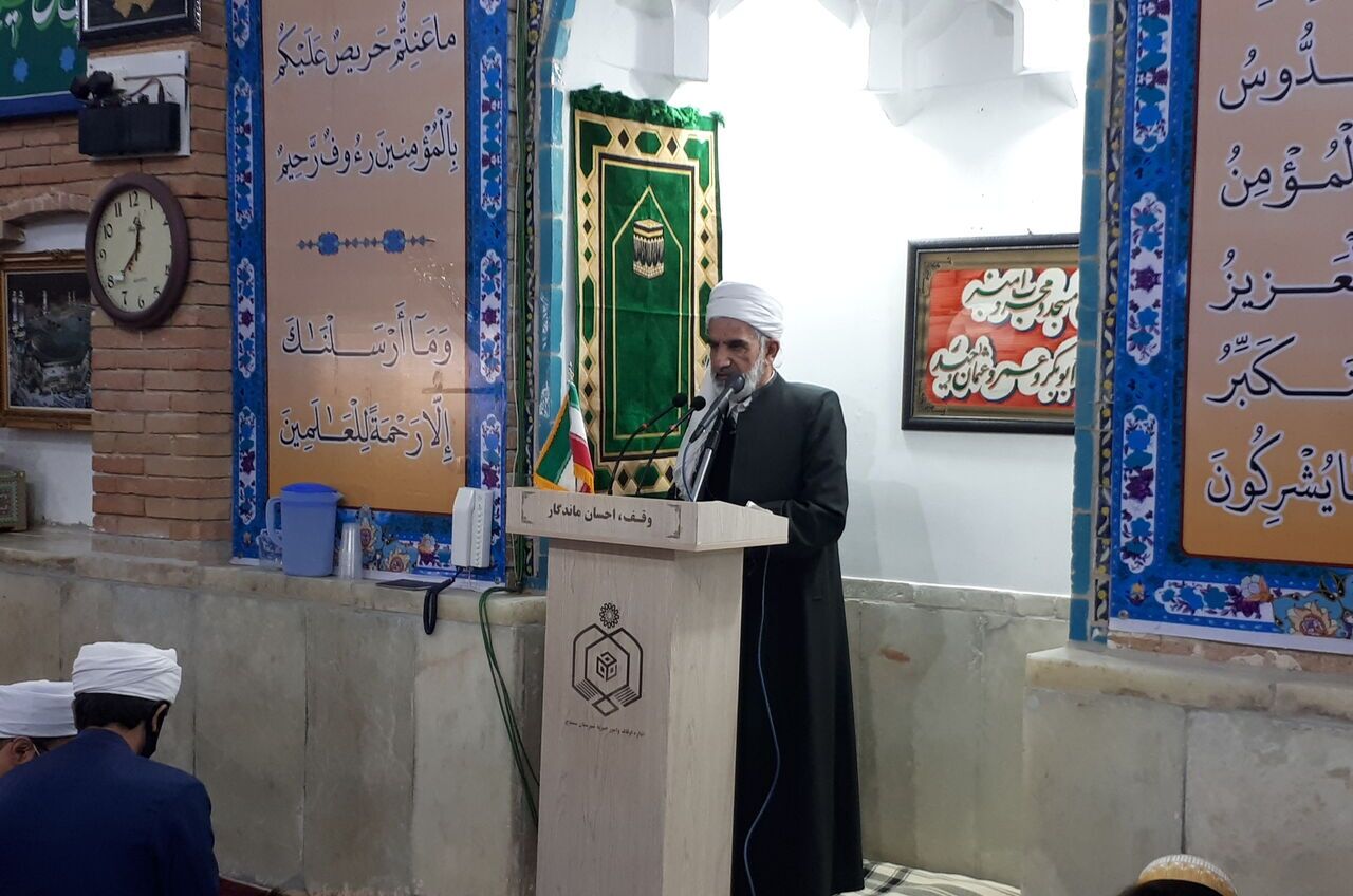 امام جمعه سنندج: حفاظت از منابع طبیعی بر هر انسان مسلمانی واجب است