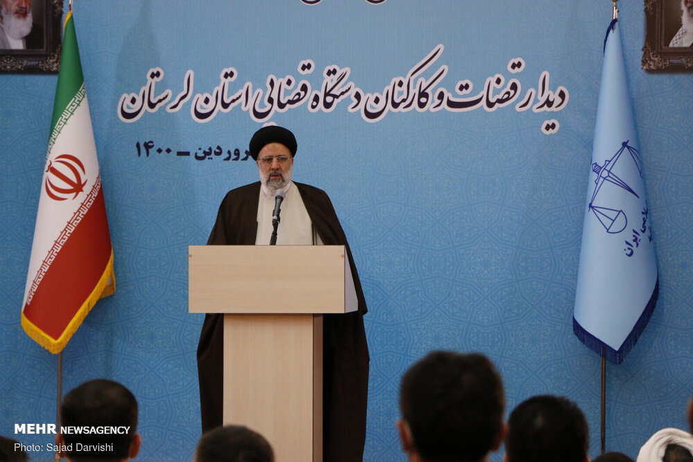 قضات مقابل فشارها نفوذناپذیر باشند/برخوردمقتدرانه با ایجاد ناامنی