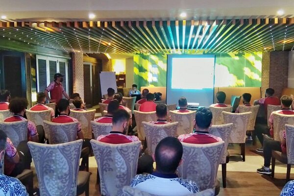 آخرین جلسه فنی تراکتور پیش از دیدار با الشارجه برگزار شد