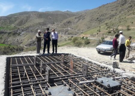 احداث بزرگترین پل شیشه‌ای معلق خاورمیانه در روستای نگل سنندج آغاز شد