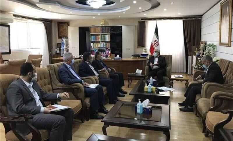 استاندار: قاچاق حجم زیاد جوجه یک روزه از کردستان صحت ندارد