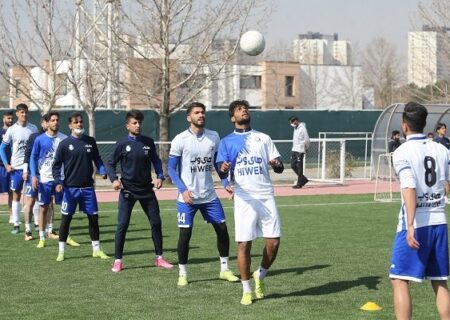 استقلال فردا شب اولین جلسه تمرینی‌اش را برگزار می کند