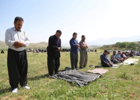 اقامه نماز باران در سنندج