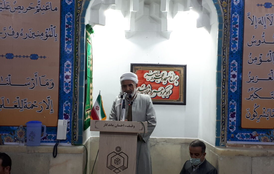 امام جمعه سنندج: مسوولان برای رفع مشکلات مردم دست بکار شوند