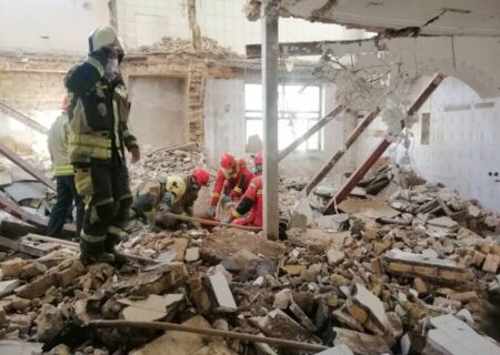 انجام ۱۴۰۴ عملیات اطفاء حریق و امداد و نجات توسط آتش نشانان سنندج