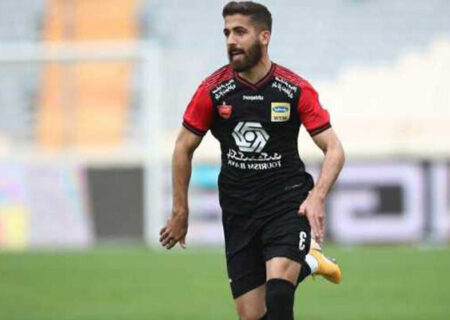 بازیکن پرسپولیس در آستانه لیگ قهرمانان آسیا قرنطینه شد