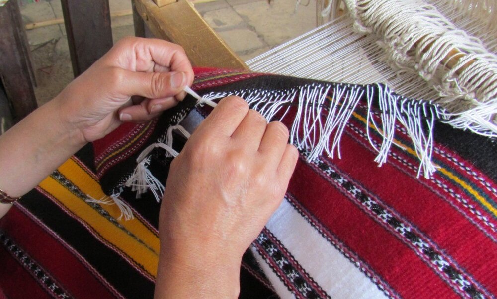 تجهیز ۲ واحد از طرح اقدام ملی مسکن با صنایعدستی در استان یزد