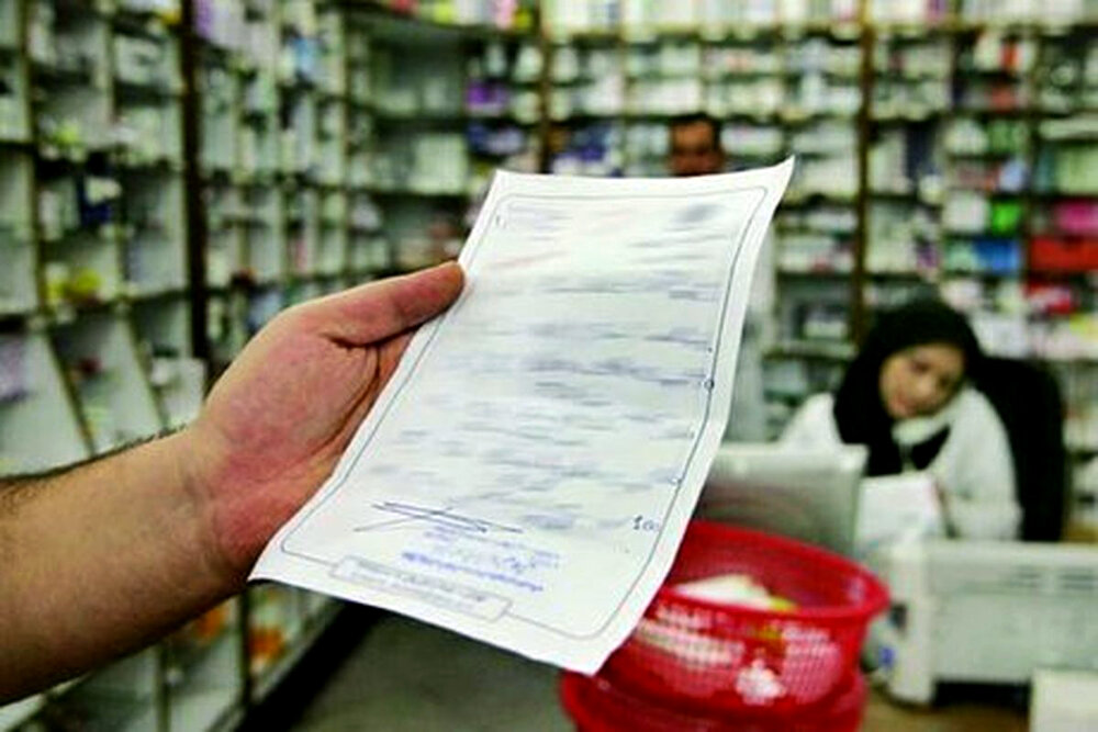 ثبت روزانه ۶۰۰ هزار نسخه الکترونیک/اجرای الکترونیکی پزشک خانواده