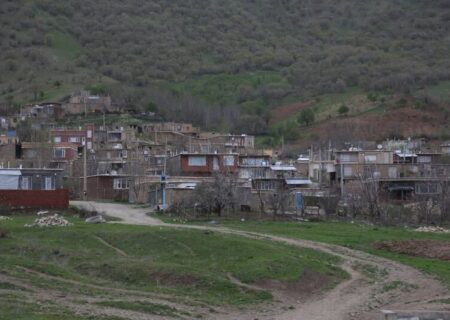 جشنی‌آباد مریوان روستایی با خانه‌های ناایمن