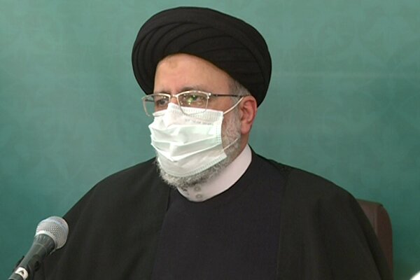 حاج قاسم در کار دیپلماسی انقلابی اثربخش، گرهگشای در میدان بود