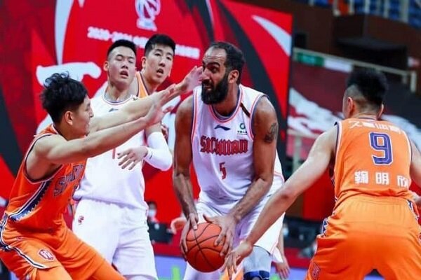 حامد حدادی در جمع ۵ بازیکن برتر خارجی لیگ حرفهای بسکتبال چین