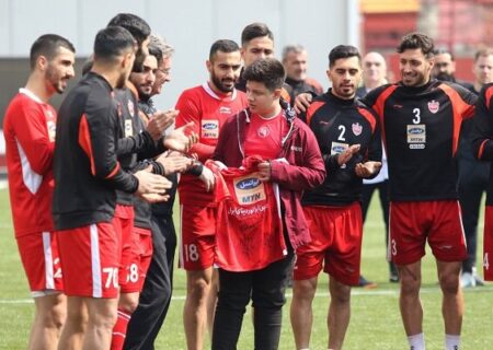حضور افشین پیروانی در تمرین پرسپولیس