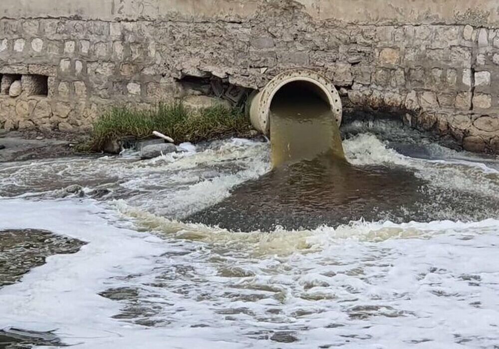 شرایط بحرانی فاضلاب در شهرک صنعتی ۲ اردبیل