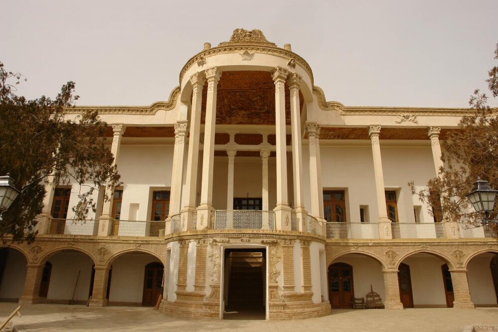 عمارت و قلعه تاریخی سالار محتشم خمین مرمت و بازسازی می‌شود
