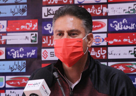 فدراسیون کمکی به پرسپولیس نکرد/ فشار را از روی مهاجمان ما بردارید