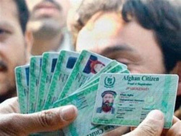 مرتفع شدن مشکل کارتهای بانکی اتباع خارجی