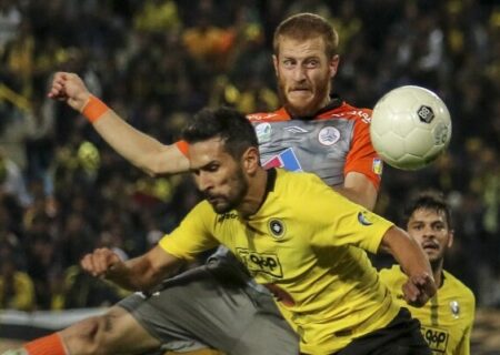 مهاجم سابق استقلال آماده شکستن رکورد مهاجم سابق پرسپولیس