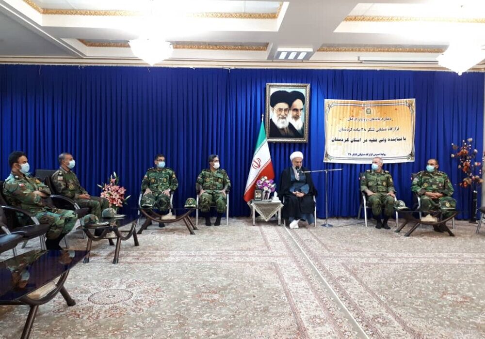 همراهی ارتش با مردم باعث پیروزی انقلاب اسلامی شد