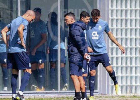 واکنش سرمربی پورتو به غیبت طارمی و اولیویرا مقابل چلسی