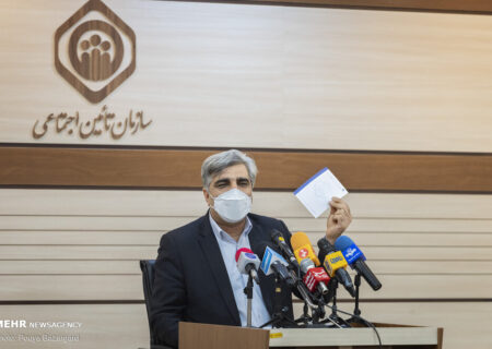 پرداخت ماهانه ۱۵ هزار میلیارد تومان بابت مستمری بازنشستگان
