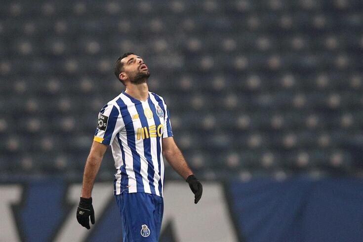 گزارش روزنامه پرتغالی از قحطی گل مهاجم ایران/طلسم طارمی ۹ بازی شد