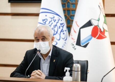 ۱۶ هزار نفر از فرزندان شهدا و جانبازان استخدام دولتی می شوند
