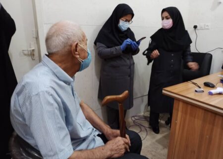 ۴۰ هزار سالمند بالای ۷۵ سال در کردستان مشمول واکسن کرونا هستند