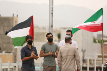 پرچم فلسطین در سنندج برافراشته شد