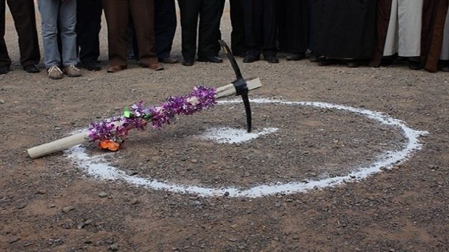 عملیات احداث مدرسه ۱۰ کلاسه در سقز آغاز شد