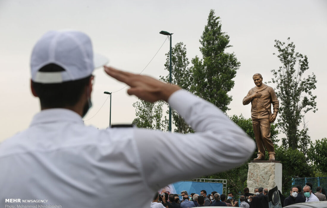 آیین رونمایی از تندیس سردار شهید حاج قاسم سلیمانی