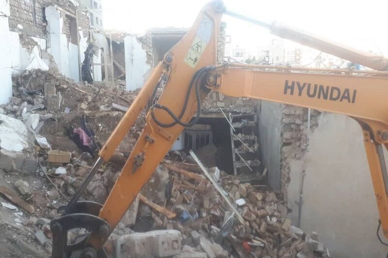 انفجار گاز منجر به تخریب ۲ منزل مسکونی در سنندج شد