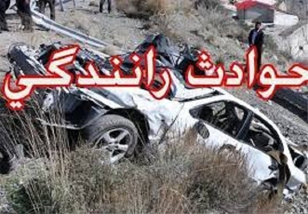 برخورد شدید سه دستگاه خودروی سواری و اتوبوس ۳ کشته درپی داشت