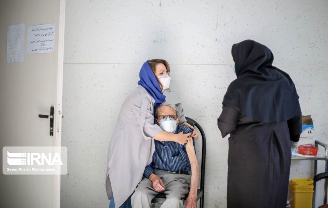 تزریق واکسن کرونا در کردستان