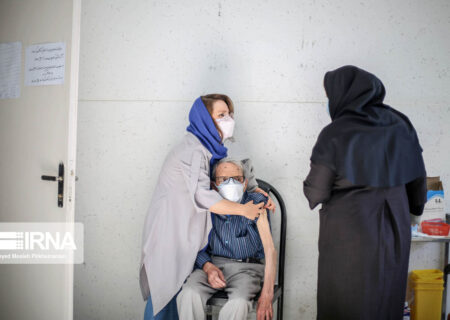 تزریق واکسن کرونا در کردستان