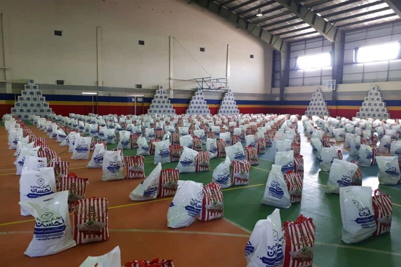 توزیع ۱۰ هزار بسته معیشتی در کردستان آغاز شد