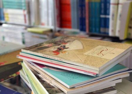 دانش‌آموزان کردستانی برای ثبت سفارش کتاب‌های درسی تسریع کنند