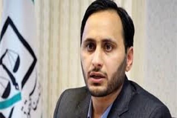 درس حقوق اساسی به آزمون وکالت ۱۴۰۰ اضافه شد