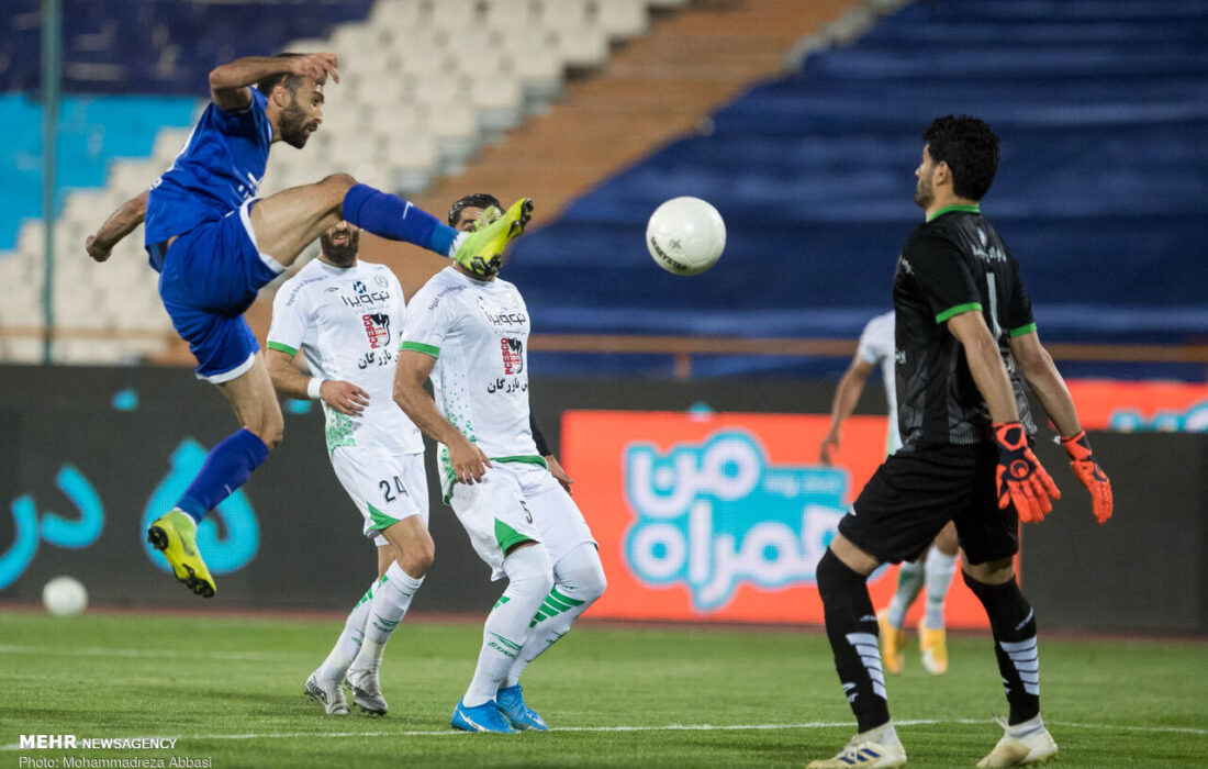 دست رد ارسلان مطهری به دو پاس گل از بازیکنان سابق پرسپولیس